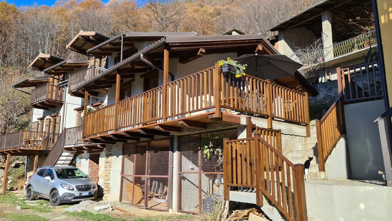 Independent chalet with breathtaking view Villar Pellice Buitenkant foto